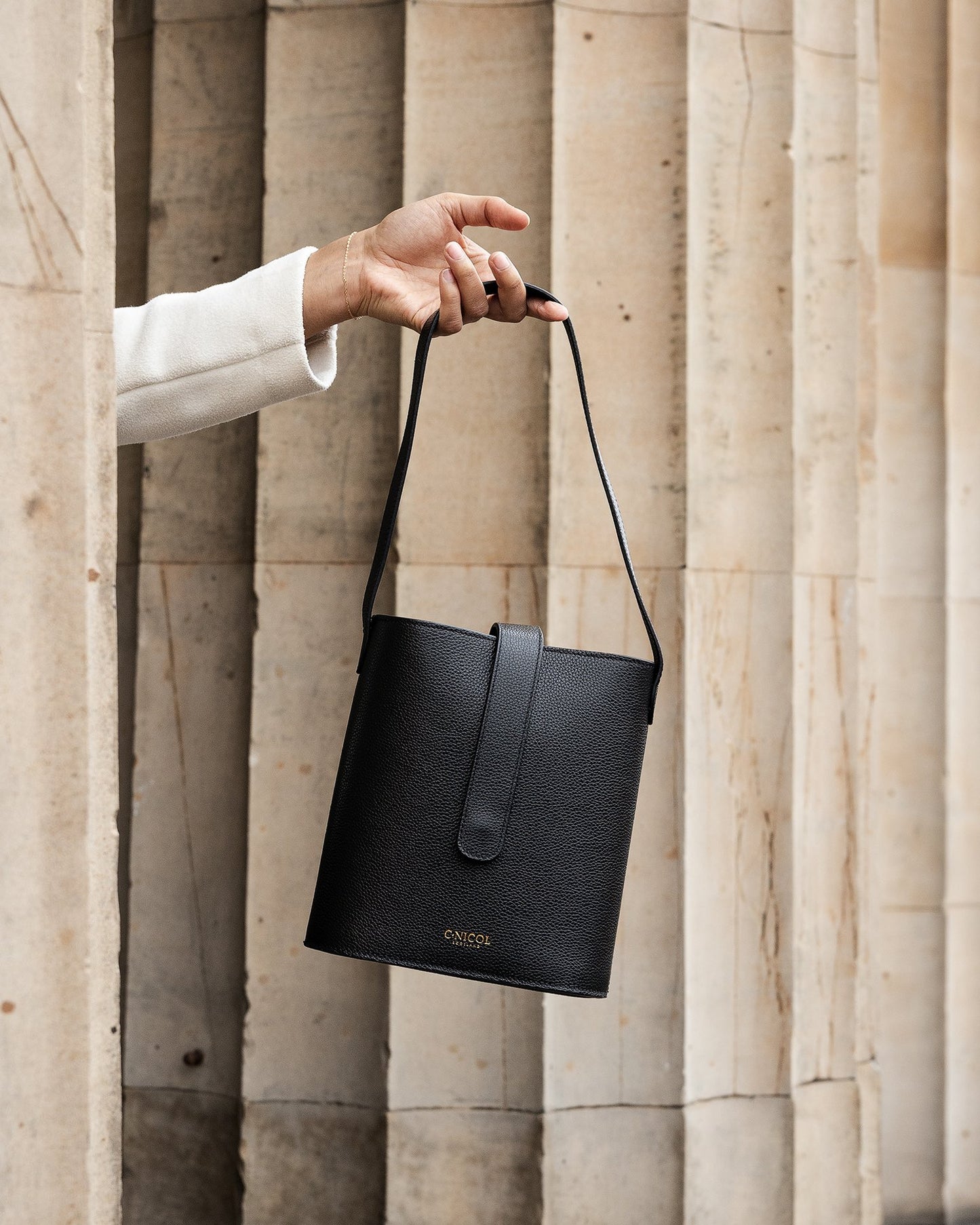 Holly 2.0 - black