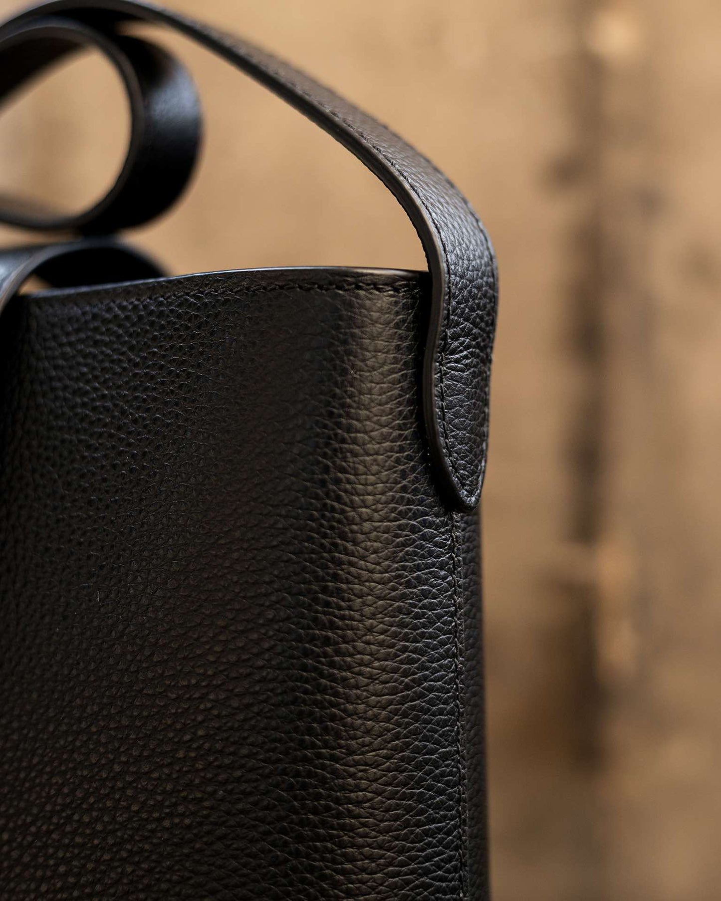 Holly 2.0 - black