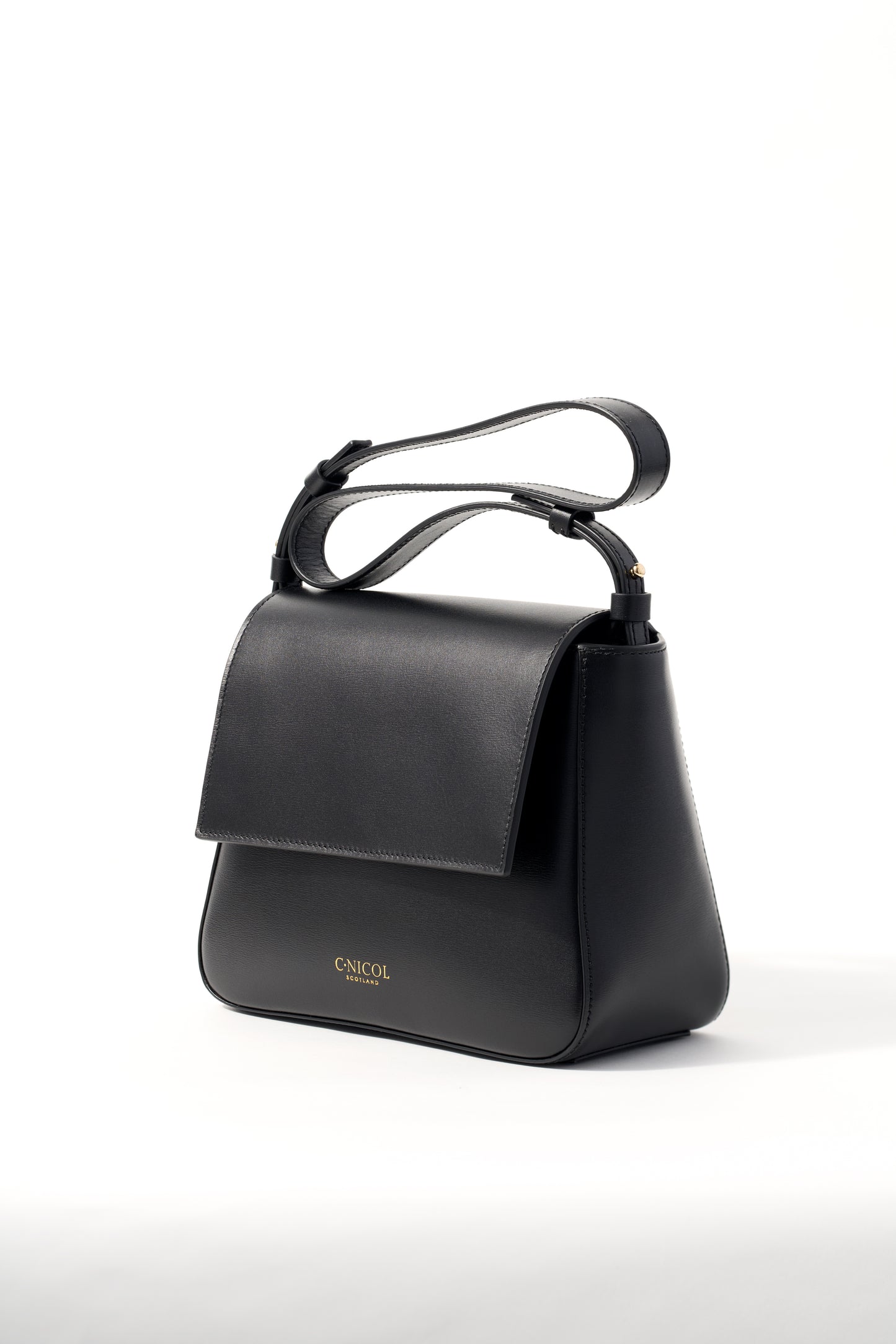 Fia (black - sample)