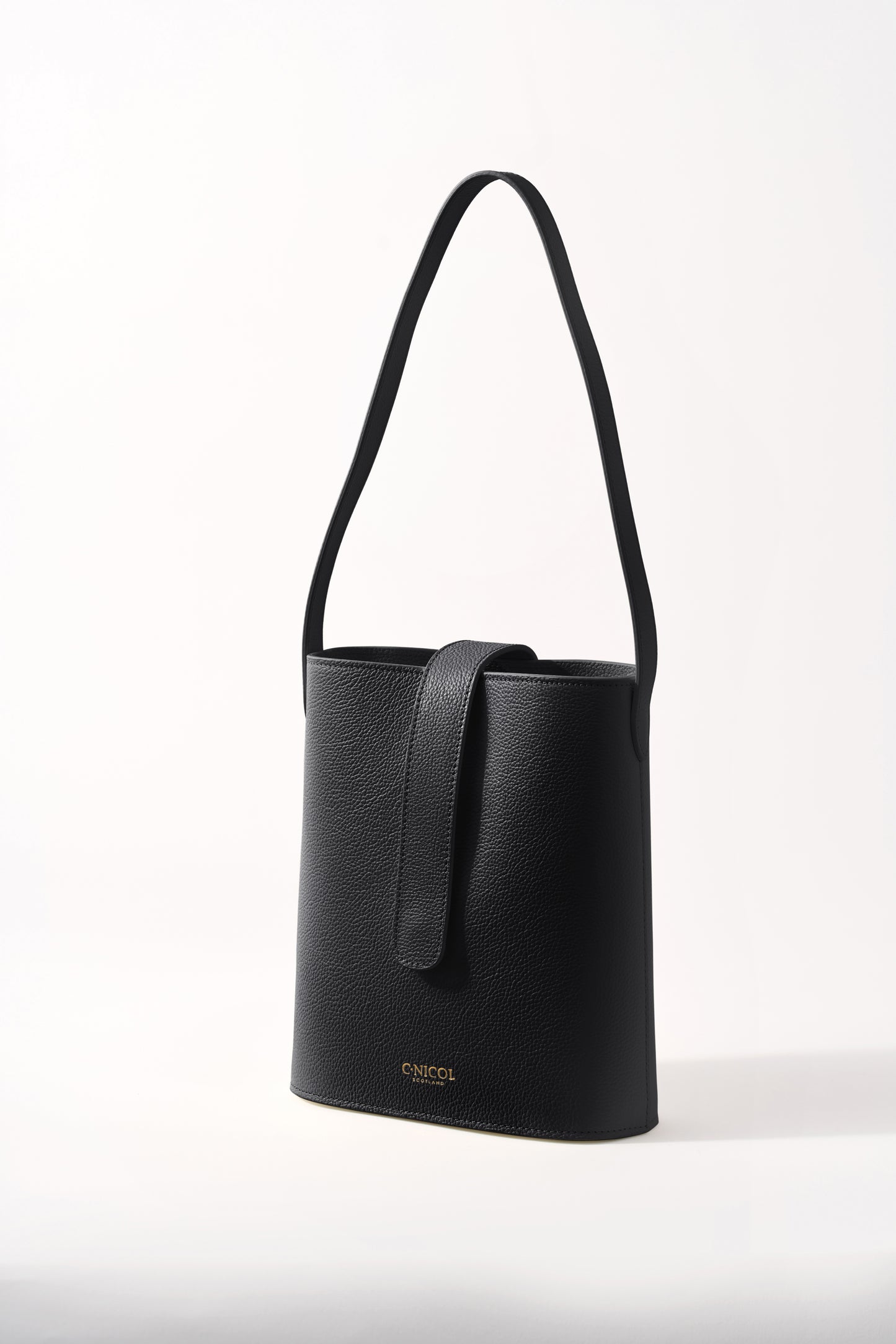 Holly 2.0 - black